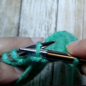 How to Decrease on a Purl Row in Knitting – TONIA KNITS