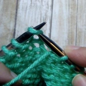 How to Decrease on a Purl Row in Knitting – TONIA KNITS