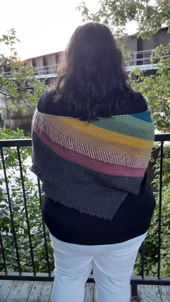 Wool craft shawl, double layer. (Available in various colors).