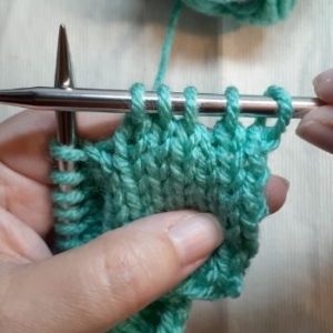 How to Decrease in Knitting (6 Basic Techniques for Every Knitter ...
